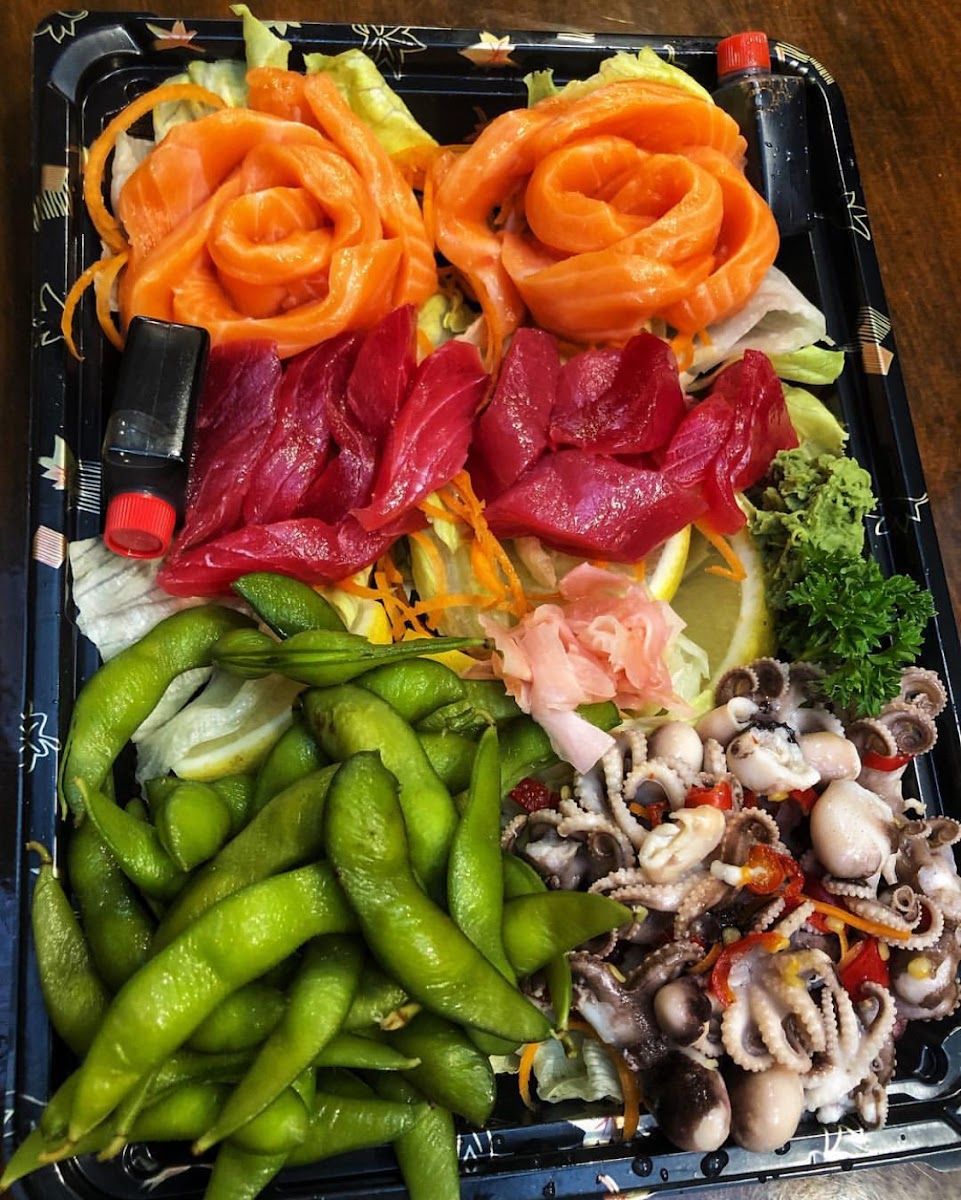 The Catch Sushi Bar Photos 2